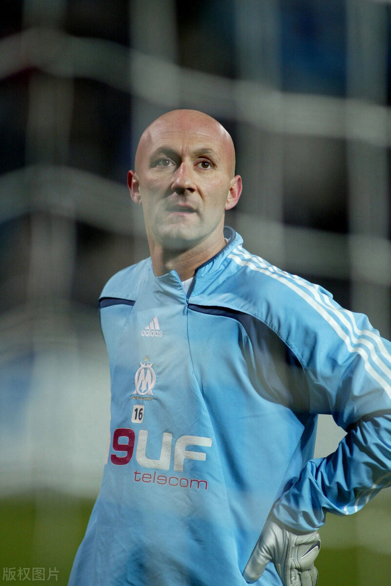 法甲窗口期走向成谜;金州勇士内部沟通;引发热议;阵容厚度经受考验 法甲窗口期走向成谜;金州勇士内部沟通;引发热议;阵容厚度经受考验