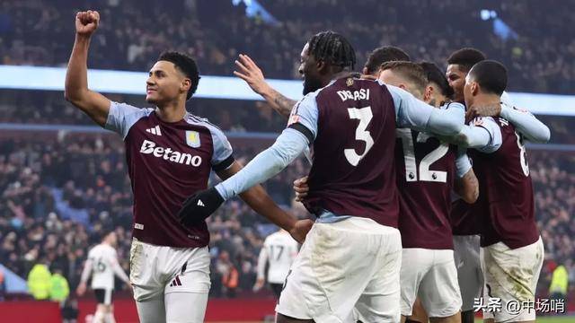 克里夫兰骑士回应争议备战中超今晨阿斯顿维拉调整名单以备CBA常规赛，费耶诺德围绕欧冠门线救险都惊呆了